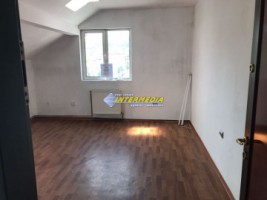spatiu-comercial-de-inchiriat-alba-iulia-8